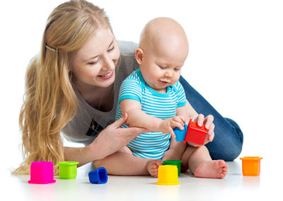 بازی‌های مفید برای رشد مغز کودک 3 تا 6 ماهه | ویکی هوش
